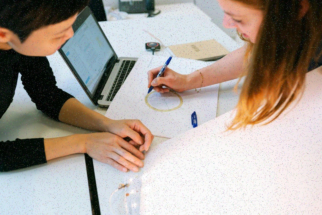 Visuel IA et croissance